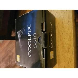 Nikon Coolpix S610 camera In Box 10 Mega Pixel With Charger & Cables - see pics